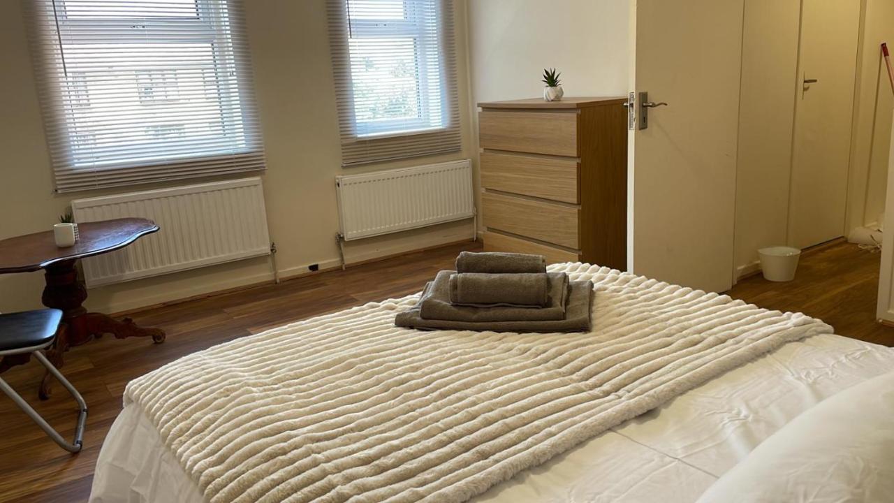 Single And Doubles Rooms Close To Central ロンドン エクステリア 写真