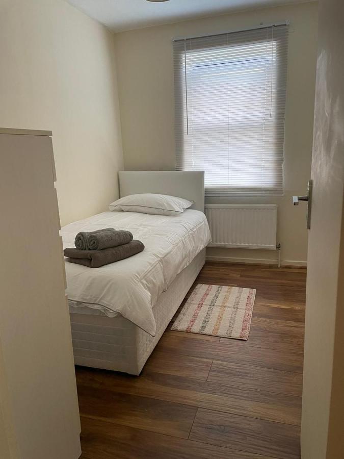 Single And Doubles Rooms Close To Central ロンドン エクステリア 写真